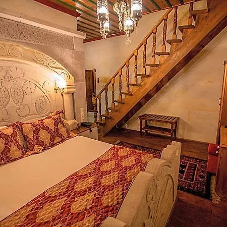 فندق Reva 3*