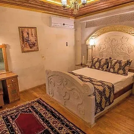فندق Reva 3*